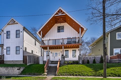 Photo of 1131 Jefferson Avenue, Indianapolis, IN 46201 (MLS # 22088978)