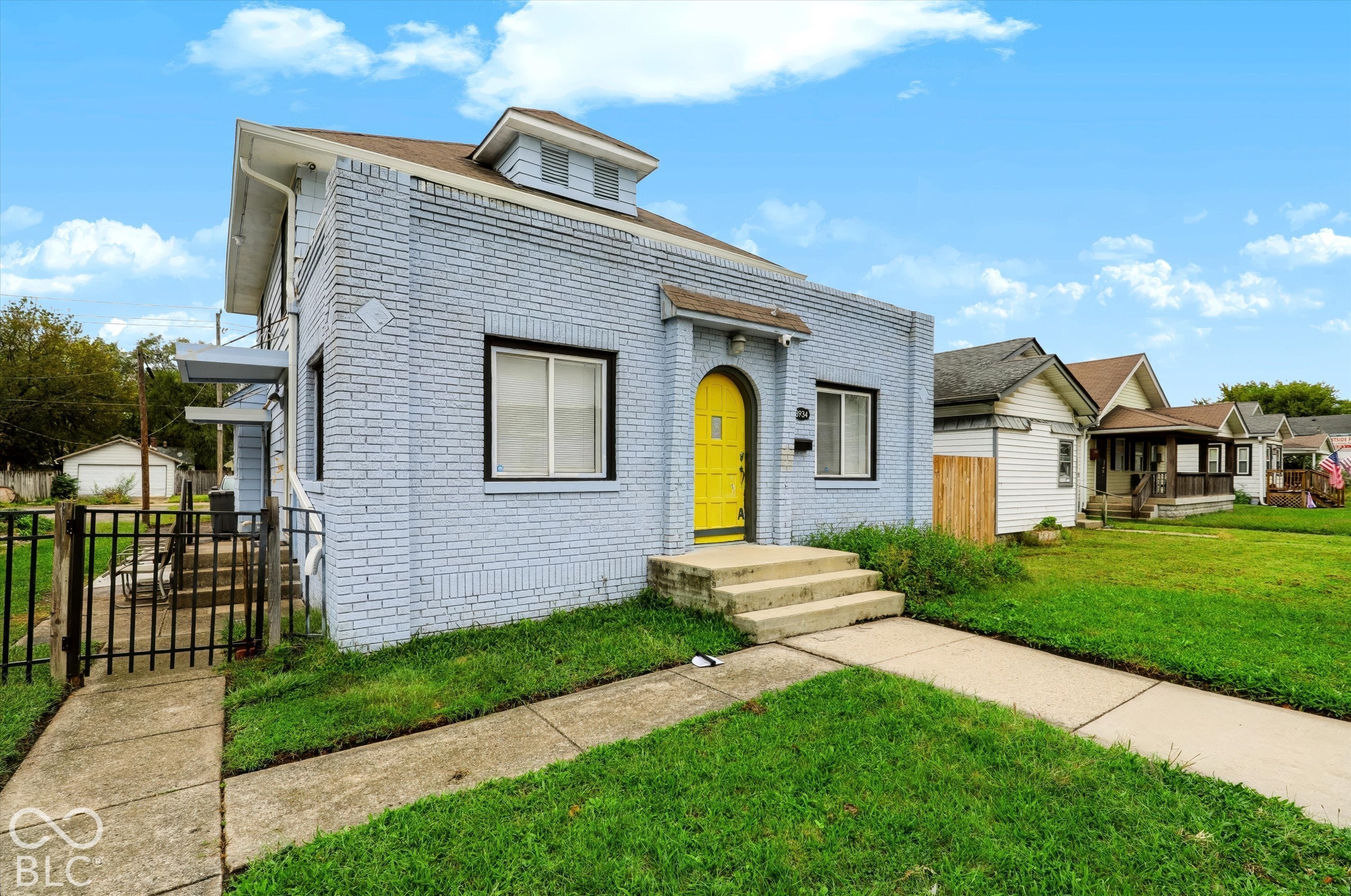 3934 E 10th Street