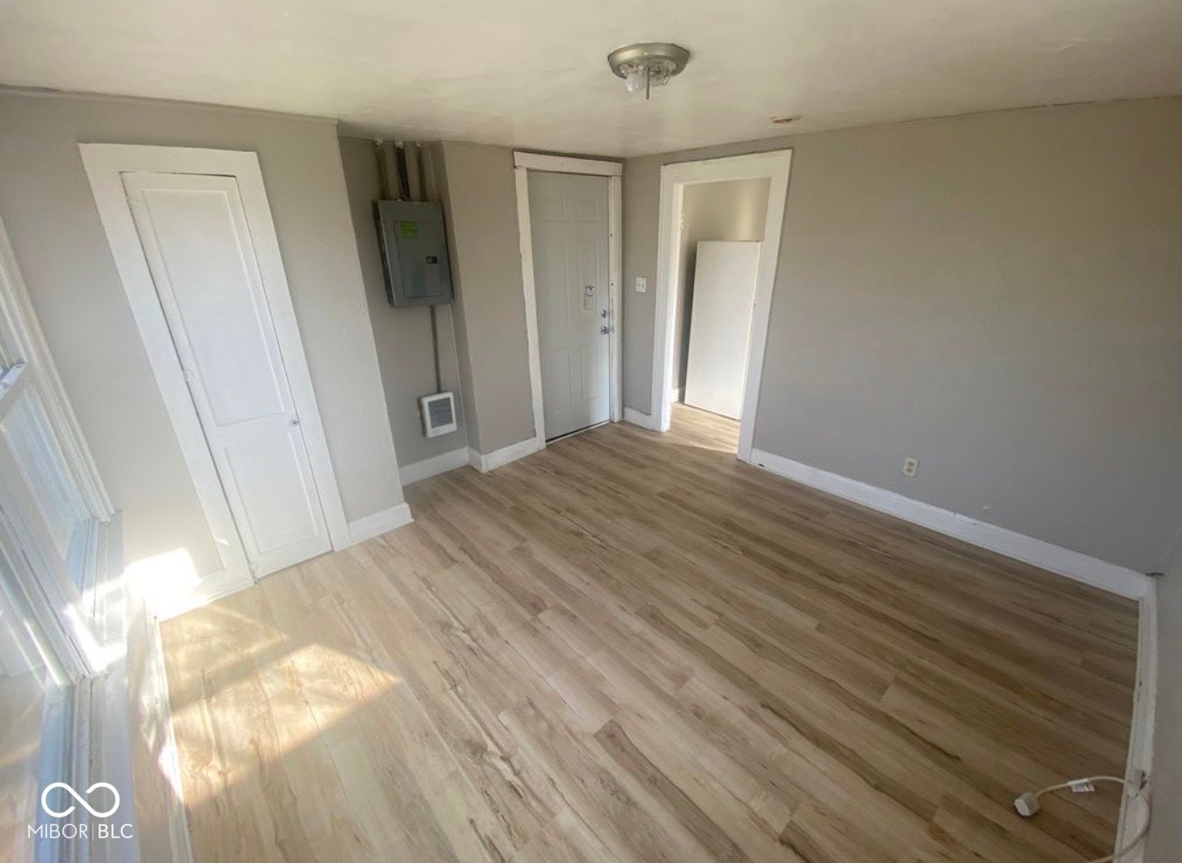 1615 Main Street