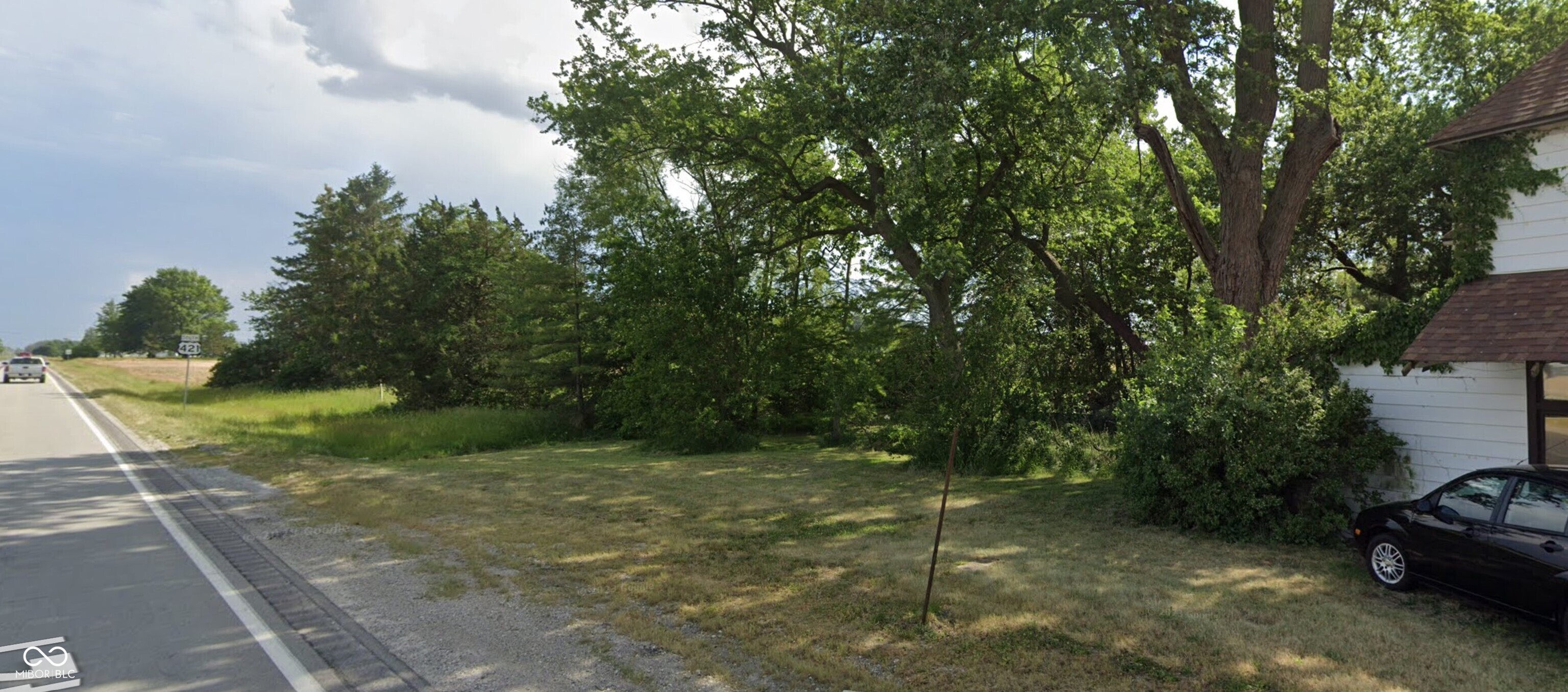 2996 N US 421