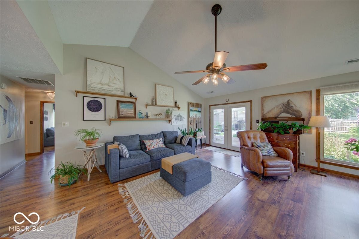 1140 Barcelona Drive