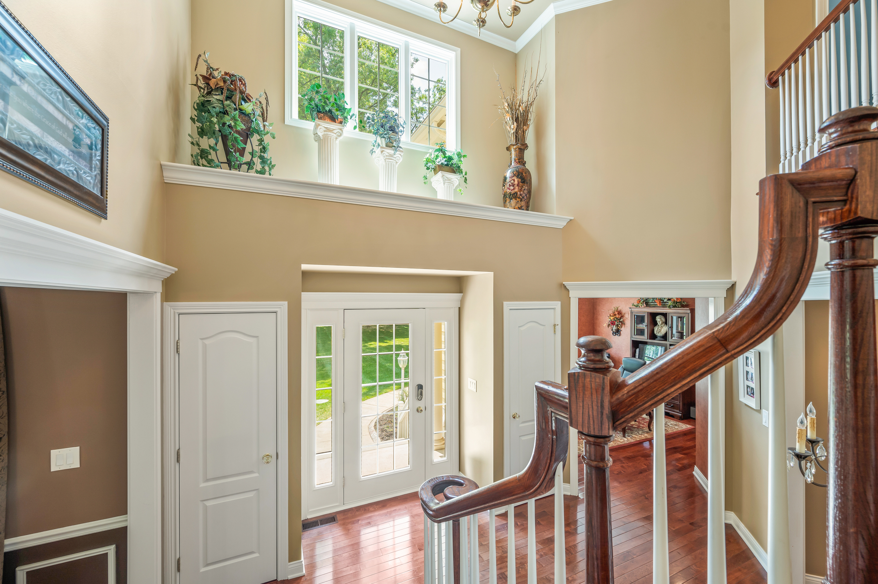 1104 W Greencastle Road