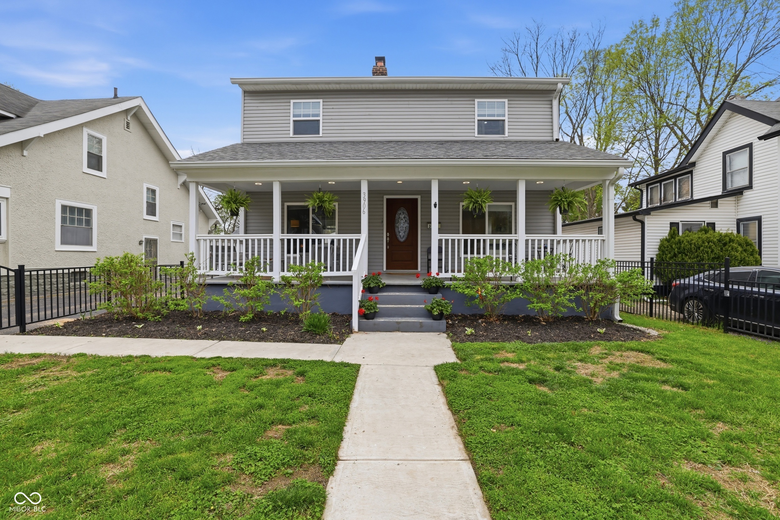 3906 Rookwood Avenue