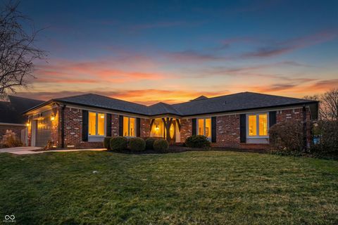 Photo of 12482 Charing Cross Road, Carmel, IN 46033 (MLS # 22076055)