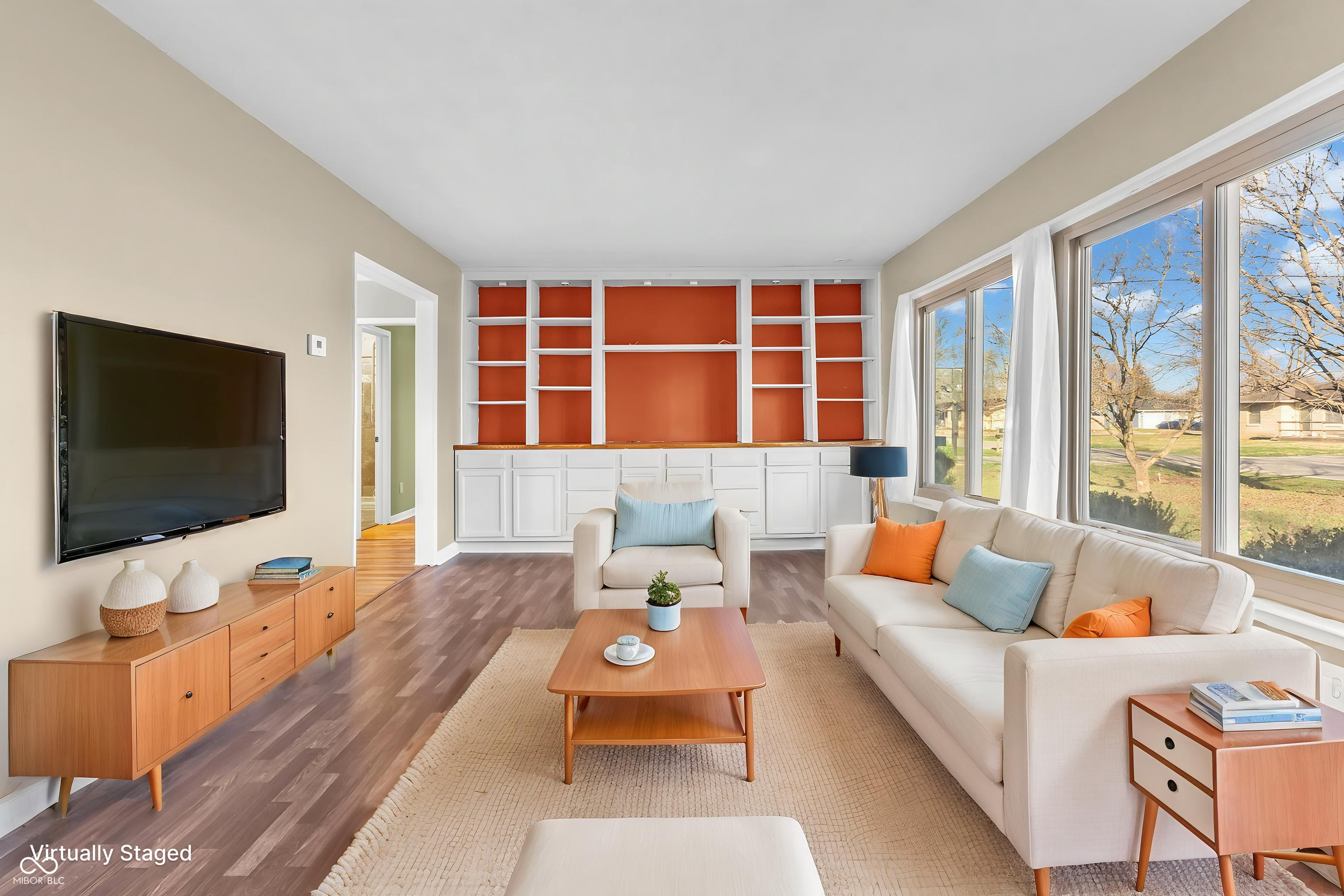 4363 W Compton Drive