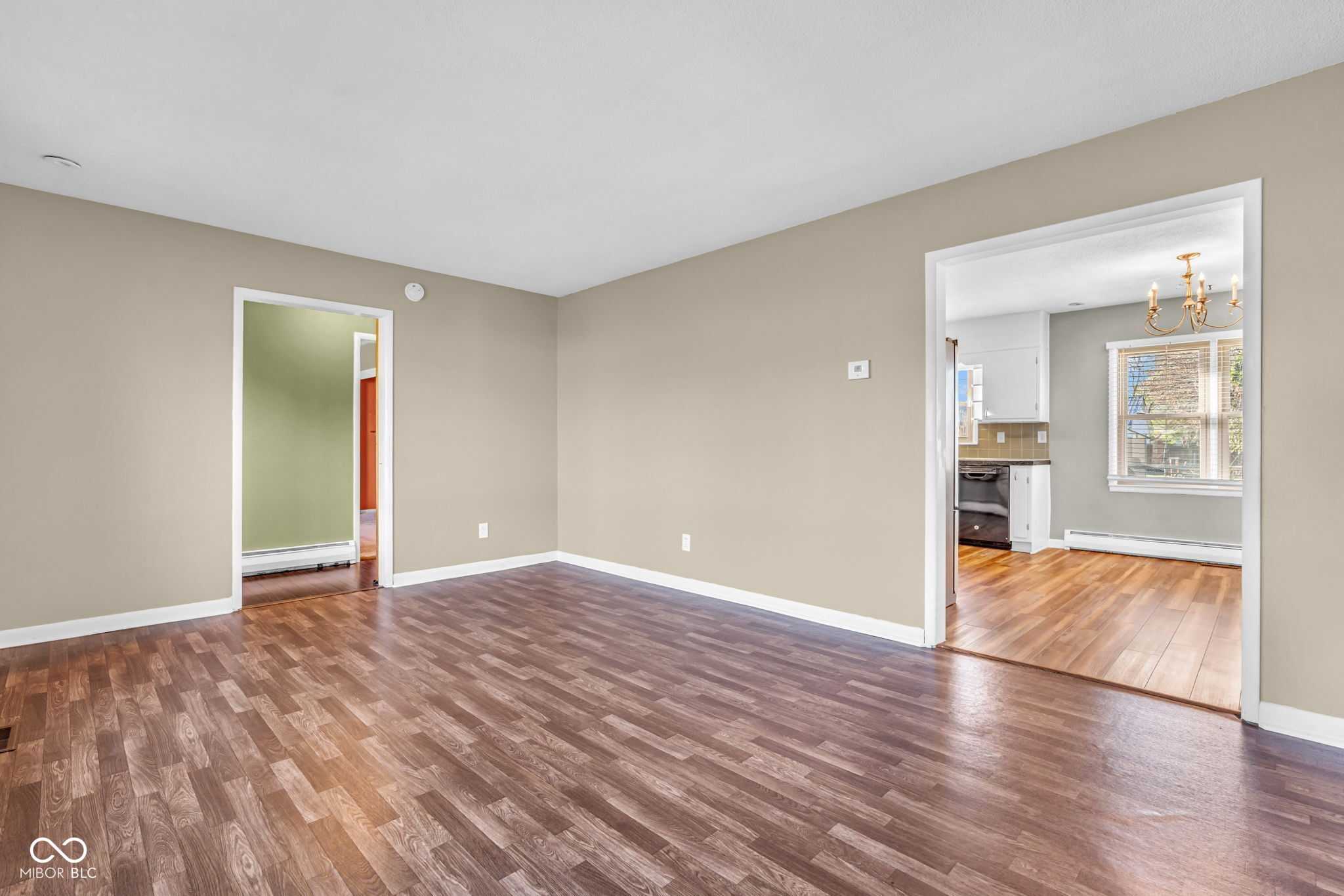 4363 W Compton Drive