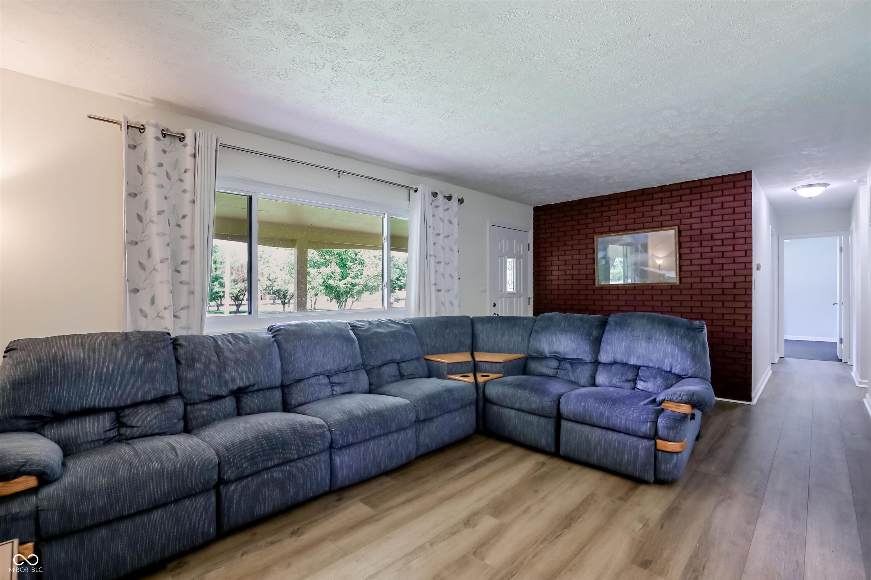 903 Sawmill Road