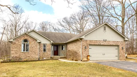 6884 S County Road 400 E, Clayton, IN 46118 - MLS#: 22021152