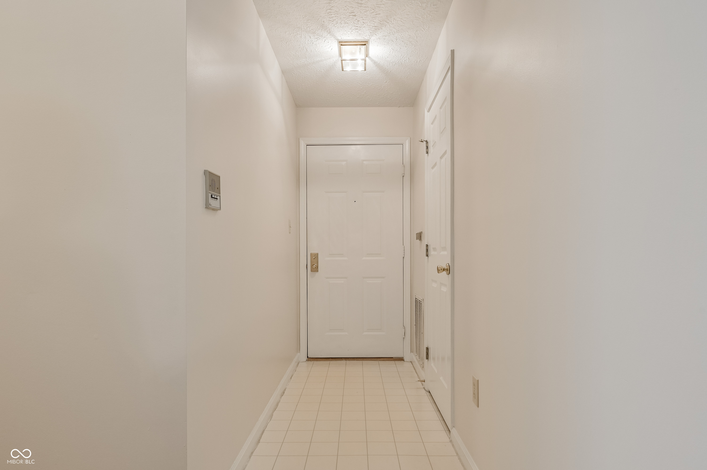 8418 Glenwillow Lane UNIT 206