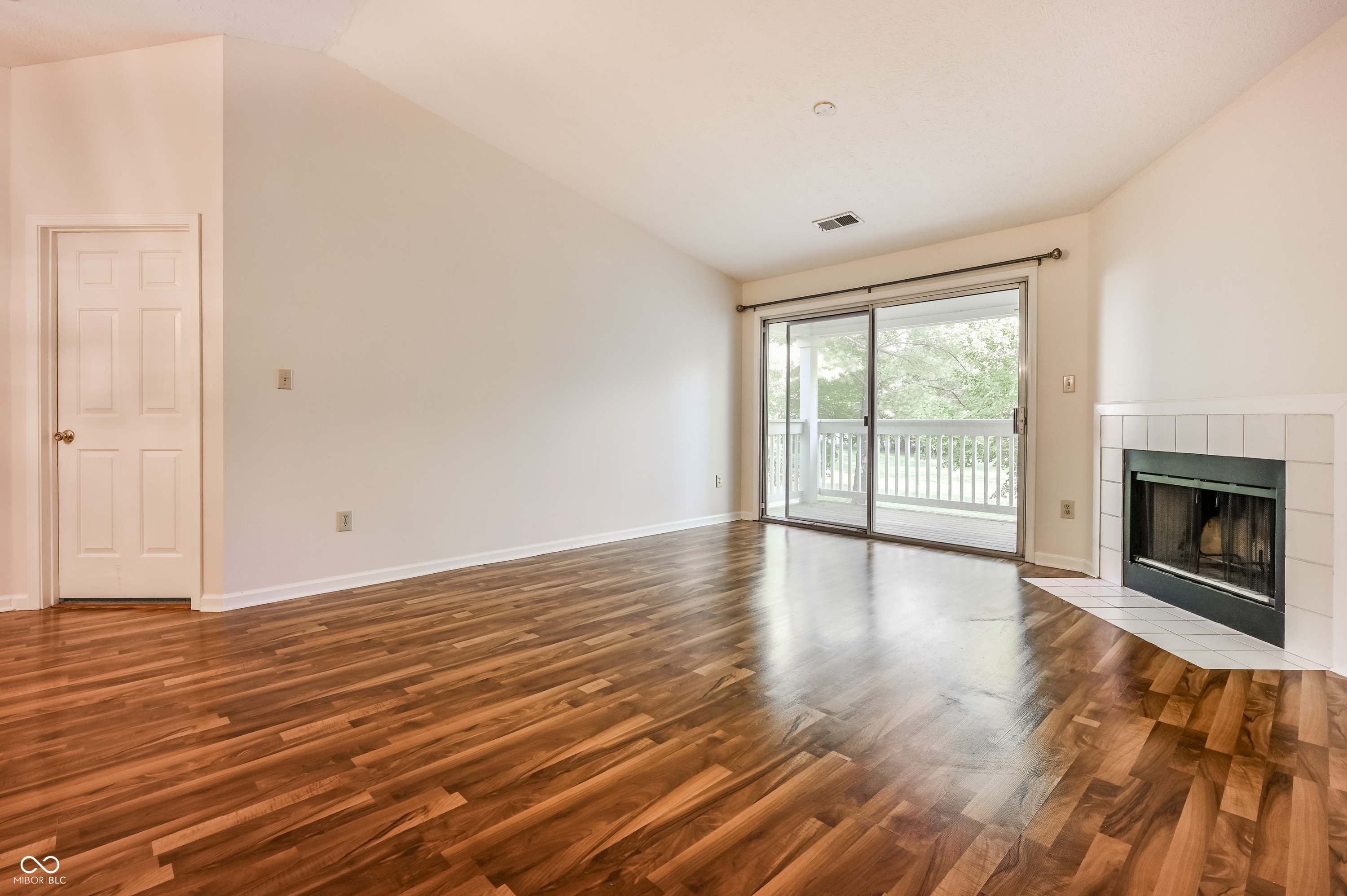 8418 Glenwillow Lane UNIT 206