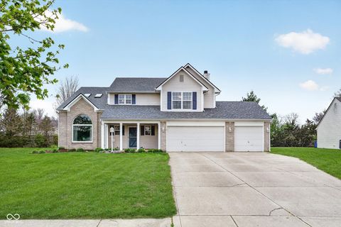 Photo of 6647 Rushing River, Noblesville, IN 46062 (MLS # 22089751)