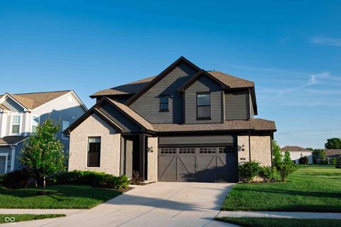 Photo of 5421 Noble Crossing Parkway W, Noblesville, IN 46062 (MLS # 22079521)