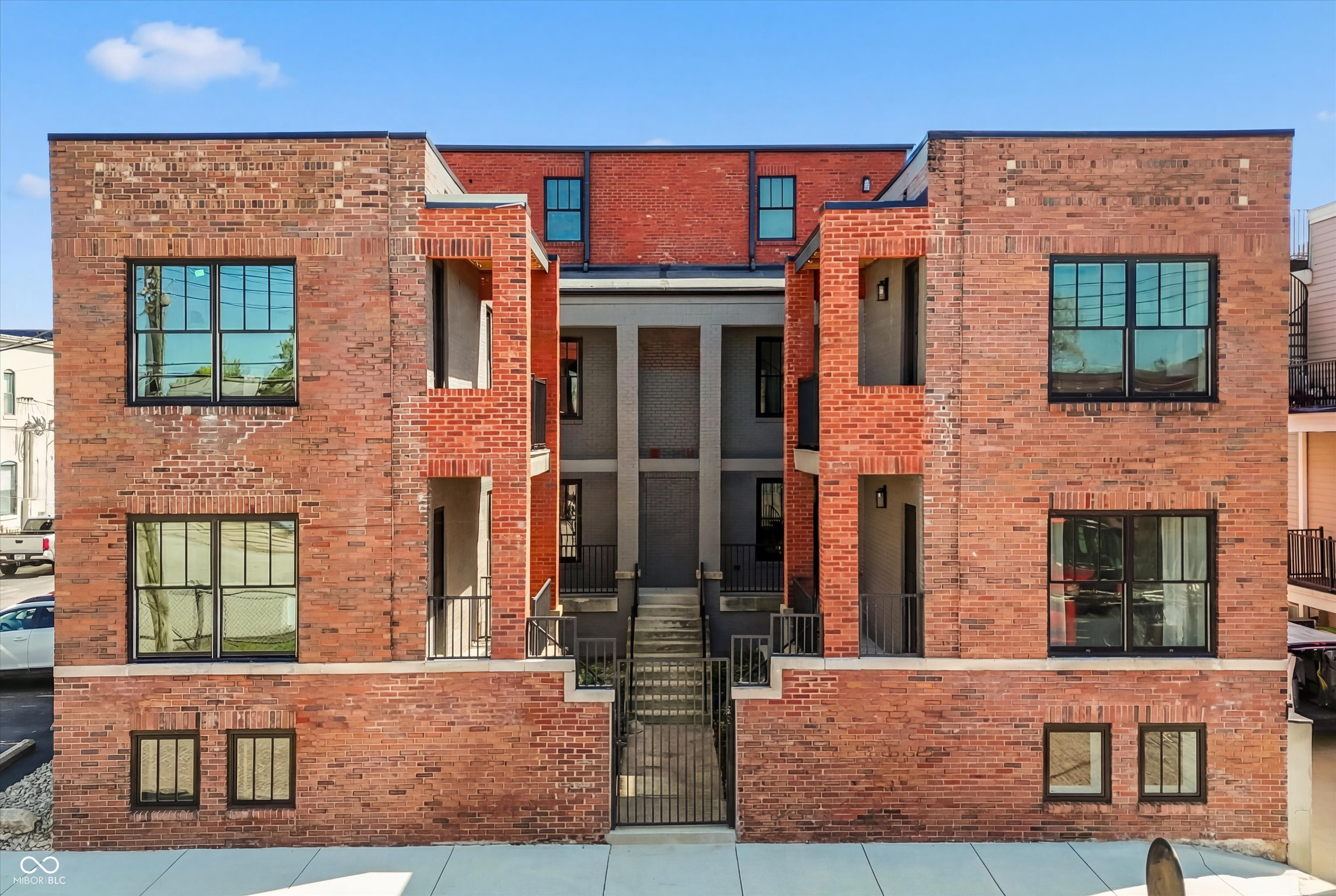 723 N Cleveland Street