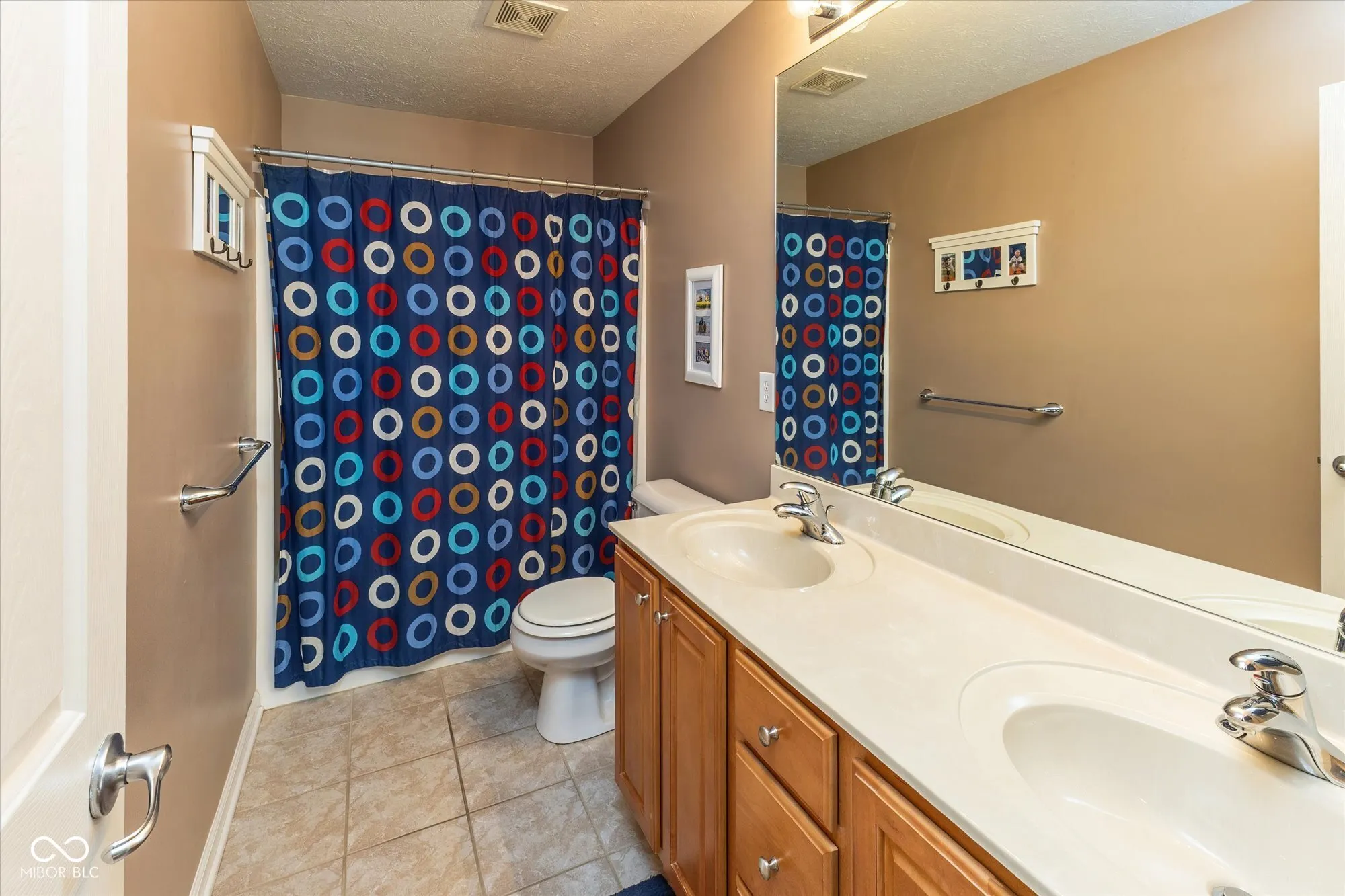 Fishers, Indiana 46037, United States, 5 Bedrooms Bedrooms, ,3 BathroomsBathrooms,Residential,Active,169558