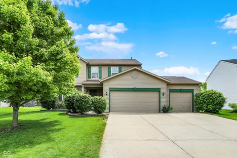 5523 Gainesway Drive, Greenwood, IN 46142 - MLS#: 22038383
