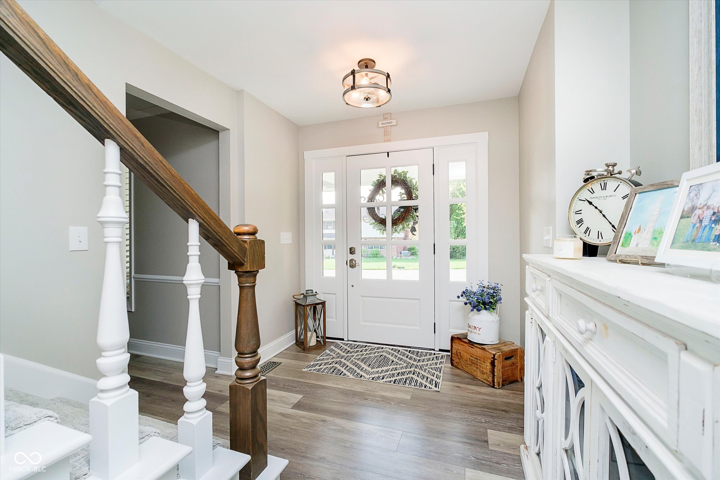 2428 Hawthorn Place