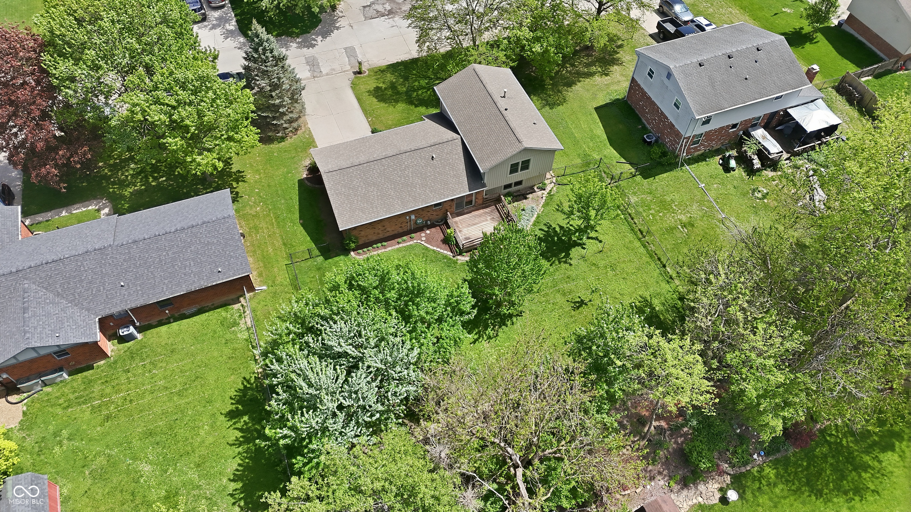 8768 Meadowridge Lane