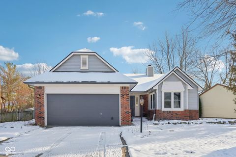 Photo of 6051 Buell Lane, Indianapolis, IN 46254 (MLS # 22068546)