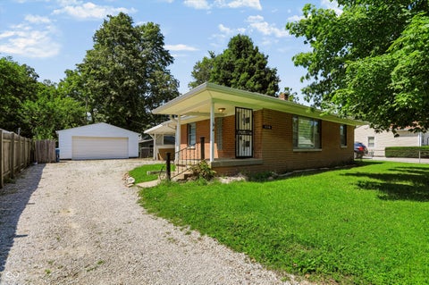 Photo of 10550 McPherson Street, Carmel, IN 46280 (MLS # 22122411)