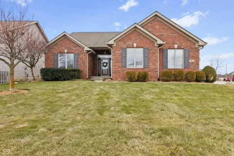 657 Brandi Court, Greenwood, IN 46142 - MLS#: 22023950