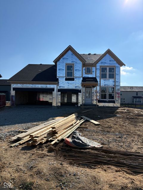 Photo of 12001 Water Bluff Place, Fishers, IN 46037 (MLS # 22083219)