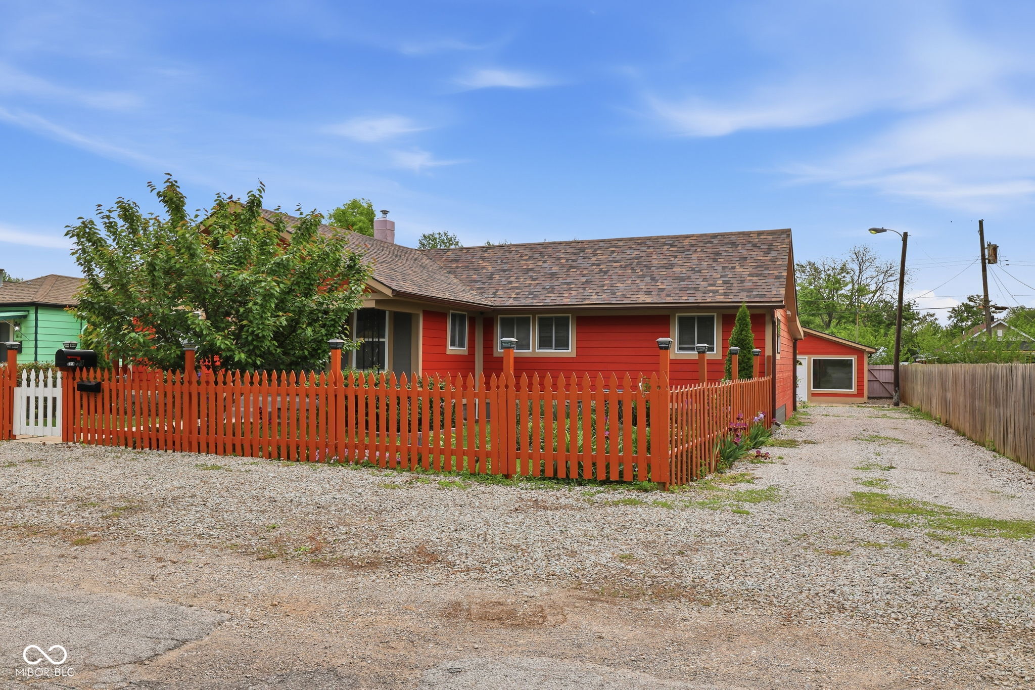 1839 N Centennial Street