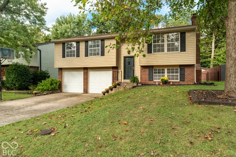 Photo of 5532 Pappas Drive, Indianapolis, IN 46237 (MLS # 22127394)