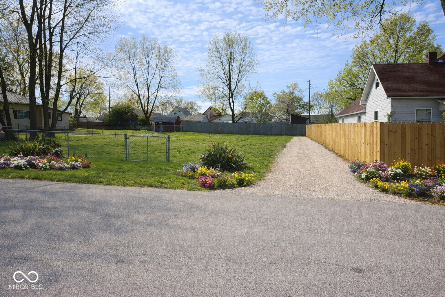 453 W Highland Street