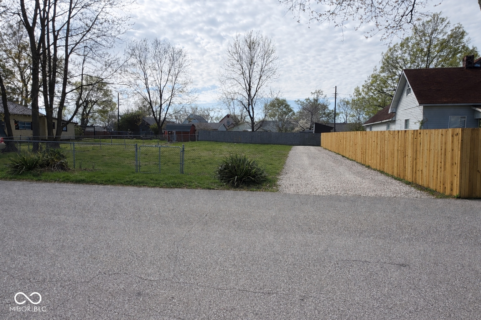 453 W Highland Street