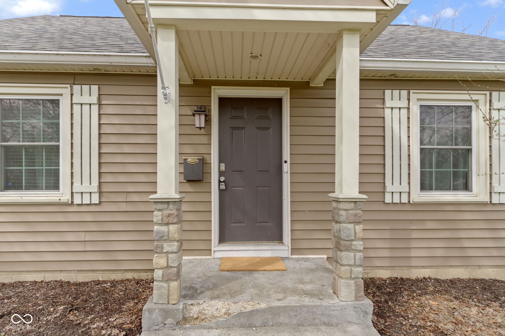 2210 Douglas Road