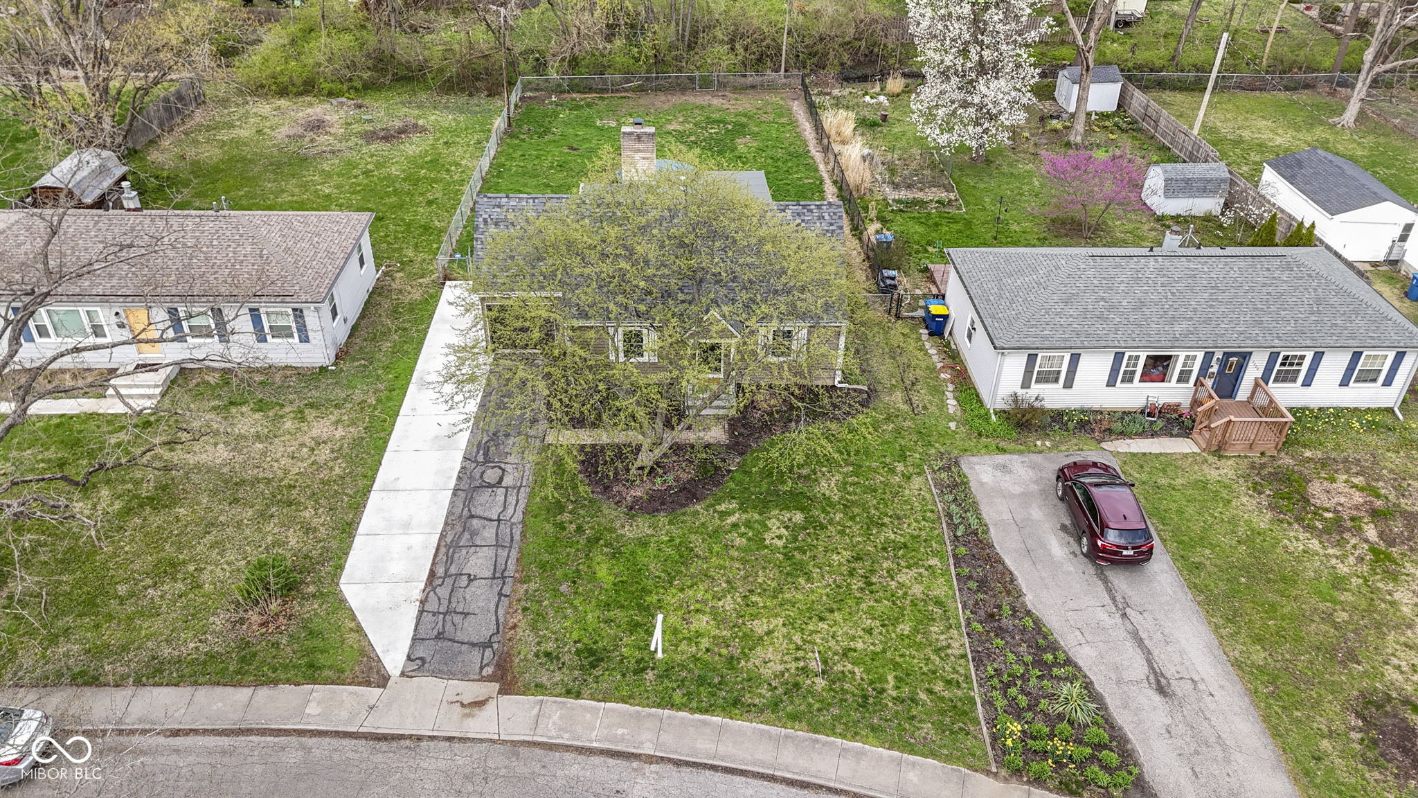 2210 Douglas Road