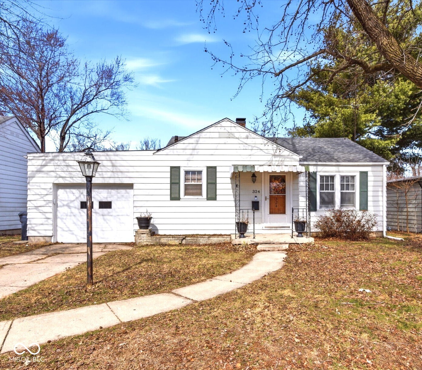 Photo 1 of 23 — 324 E 34th Street, Anderson, IN 46013