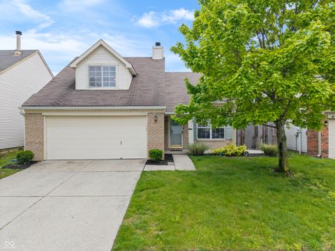 Photo of 5015 Eagles Watch Drive, Indianapolis, IN 46254 (MLS # 22099812)