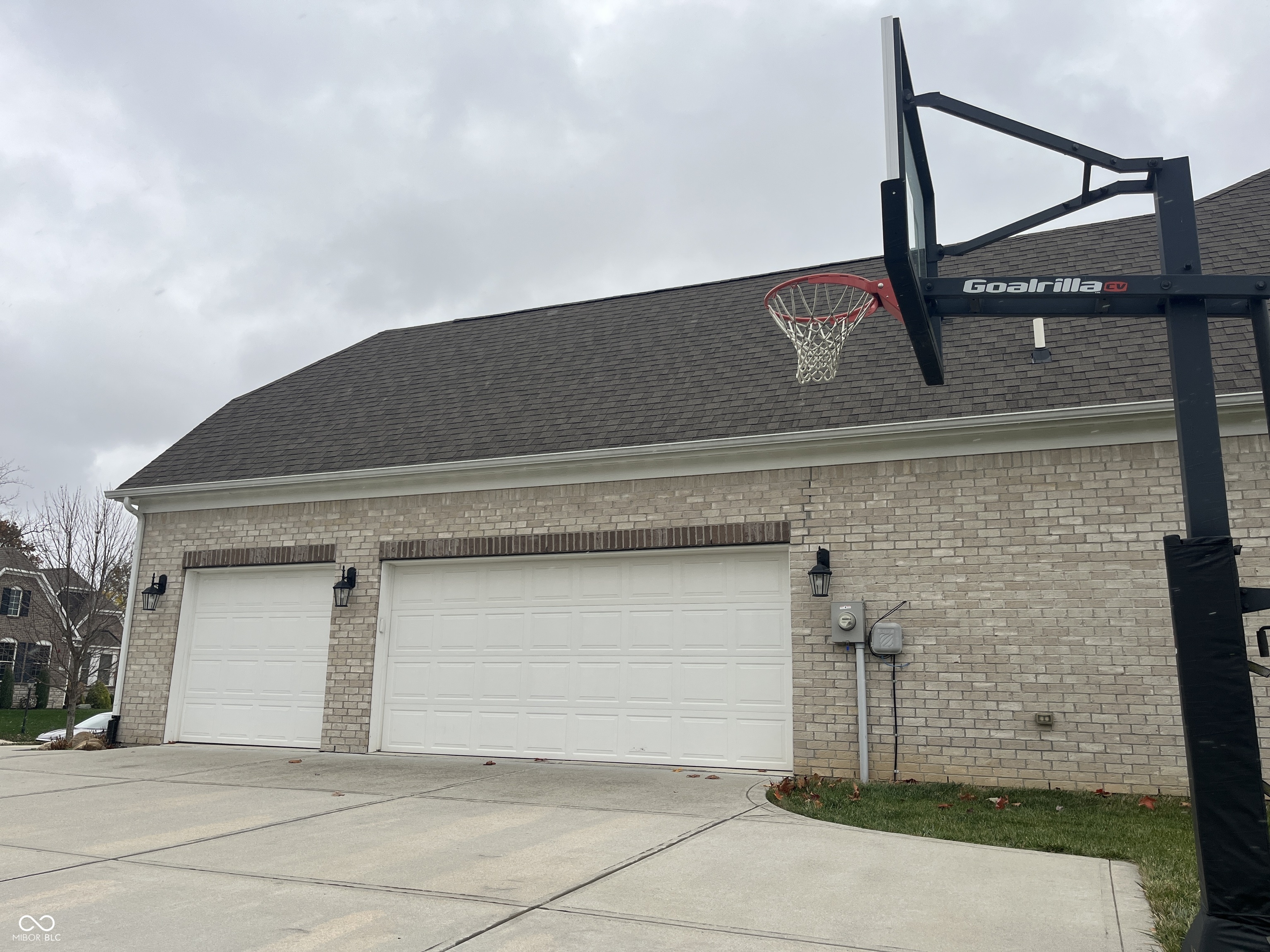 5218 Sweetwater Drive