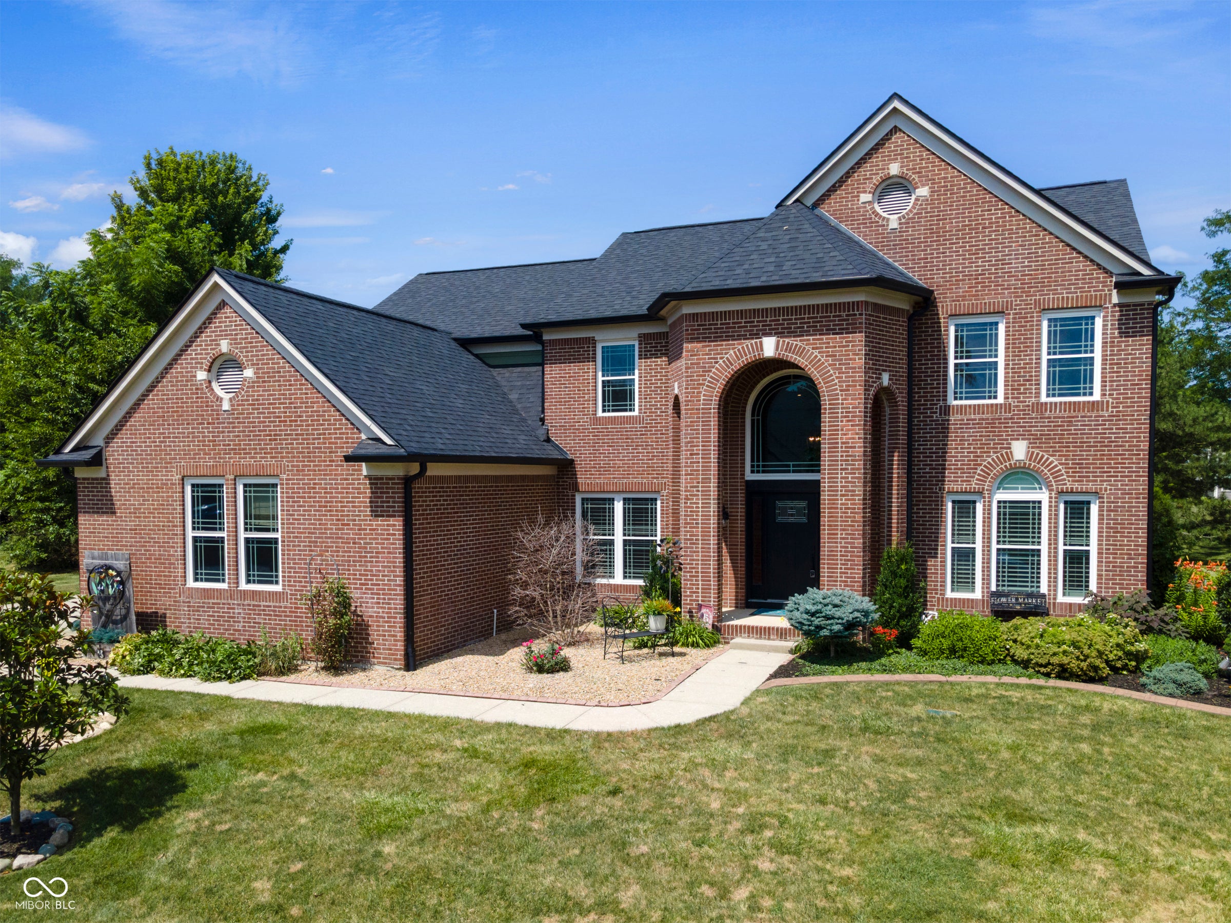 168 E Columbine Lane