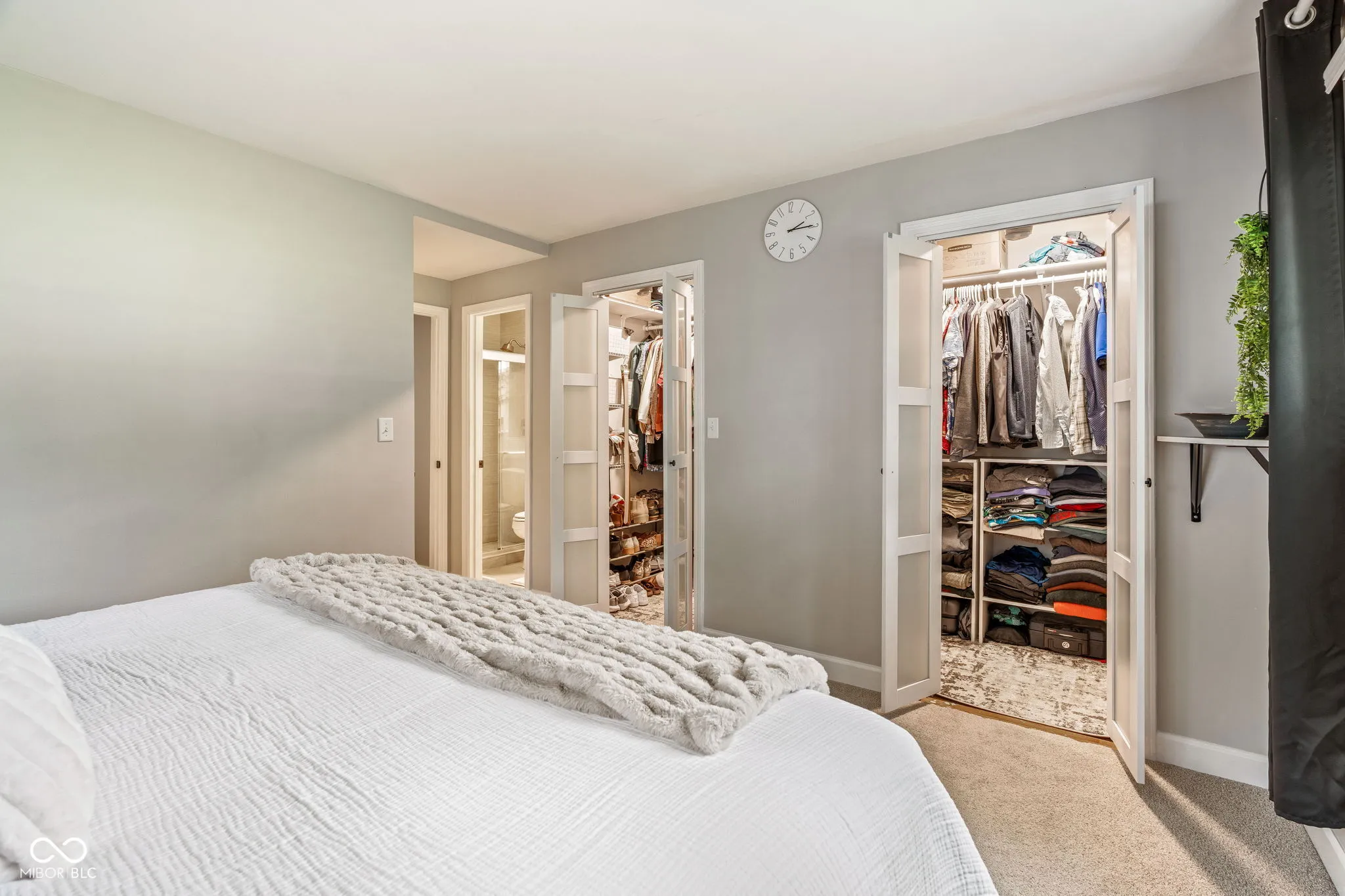 Carmel, Indiana 46280, United States, 3 Bedrooms Bedrooms, ,2 BathroomsBathrooms,Residential,Pending,140146