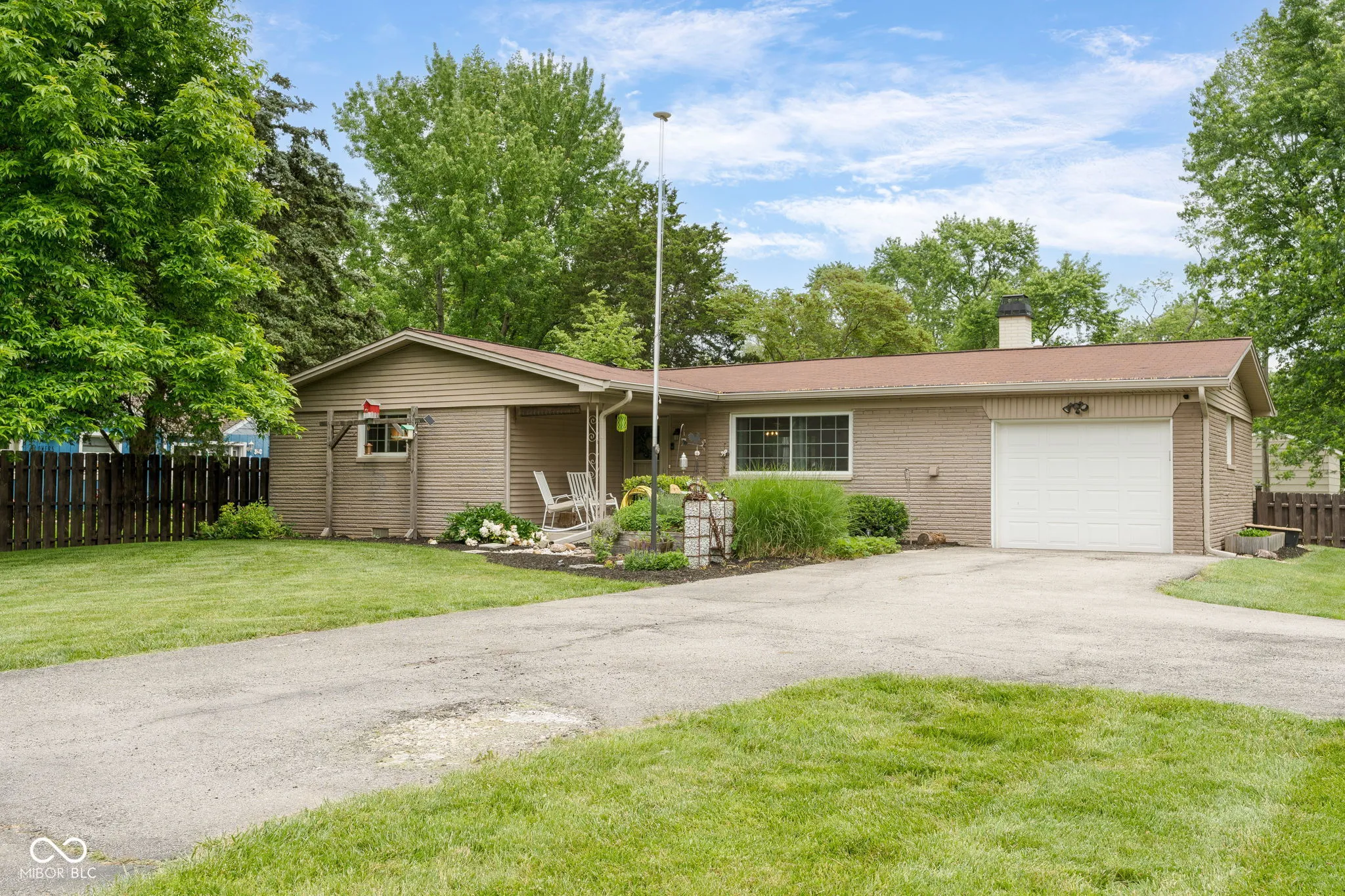 Carmel, Indiana 46280, United States, 3 Bedrooms Bedrooms, ,2 BathroomsBathrooms,Residential,Pending,140146