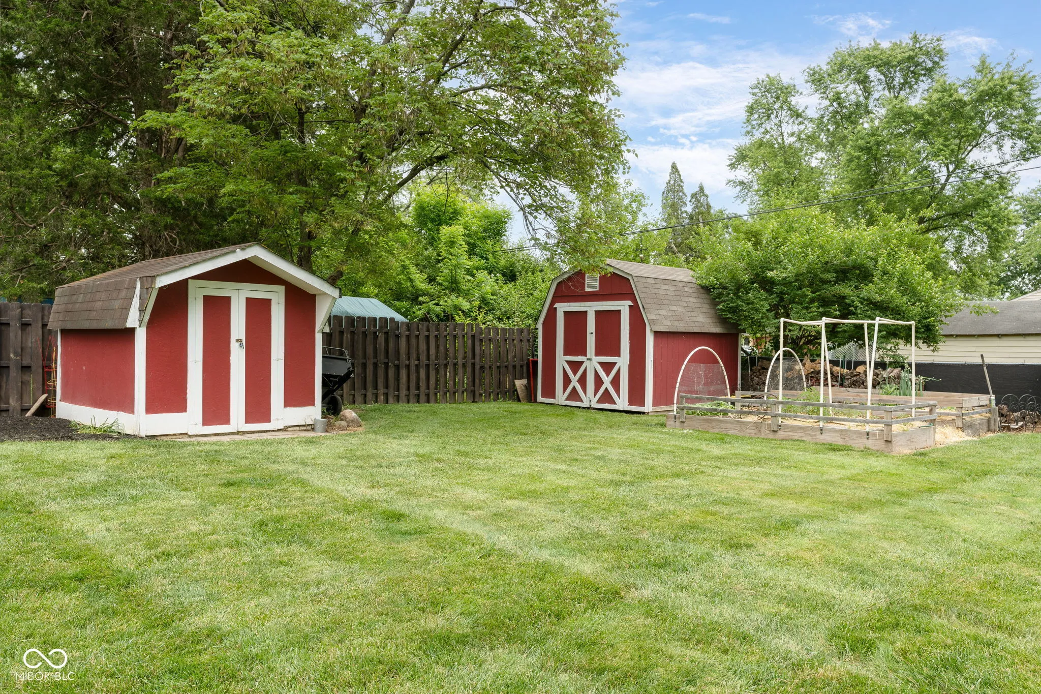 Carmel, Indiana 46280, United States, 3 Bedrooms Bedrooms, ,2 BathroomsBathrooms,Residential,Pending,140146