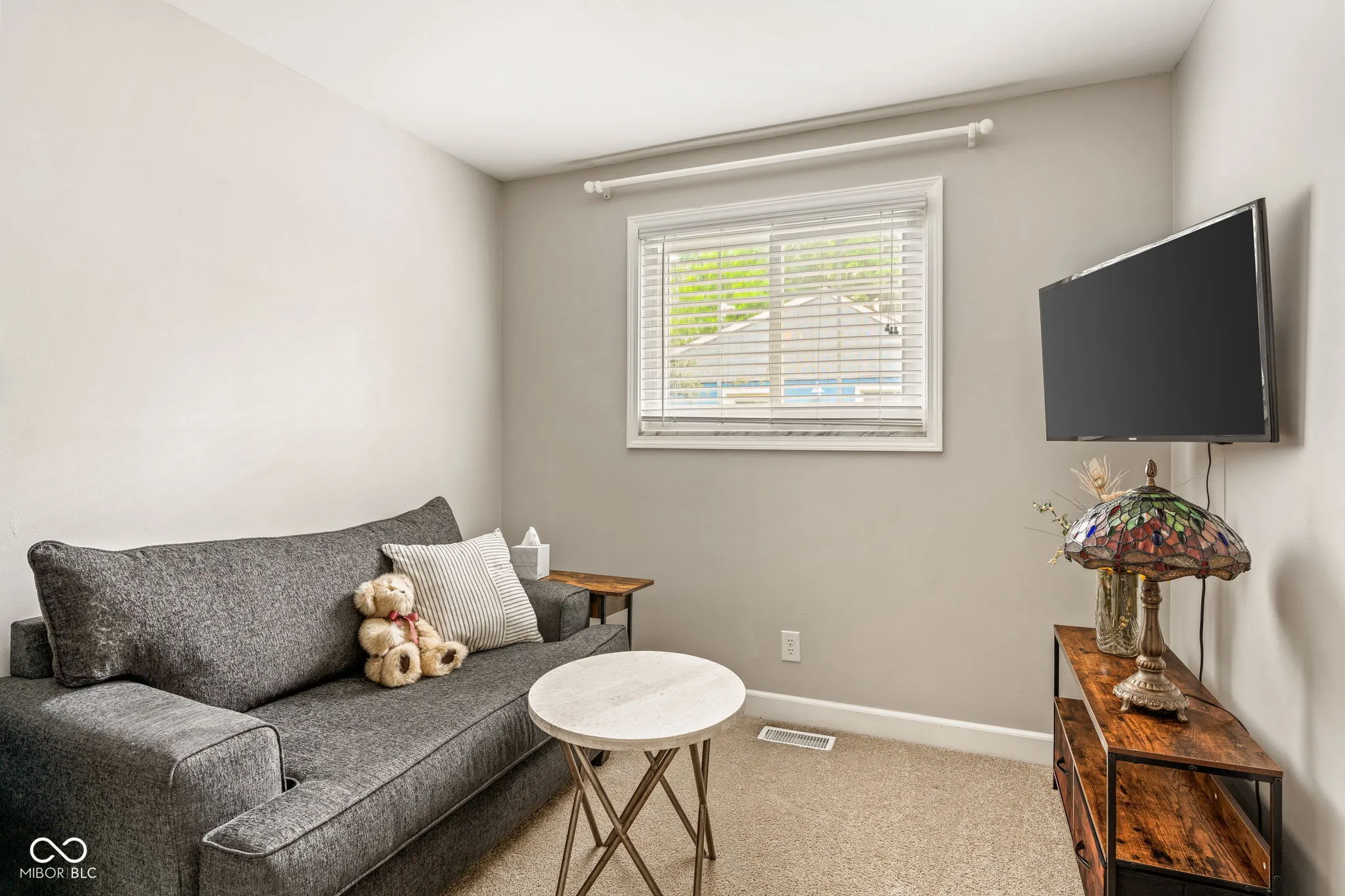 Carmel, Indiana 46280, United States, 3 Bedrooms Bedrooms, ,2 BathroomsBathrooms,Residential,Pending,140146