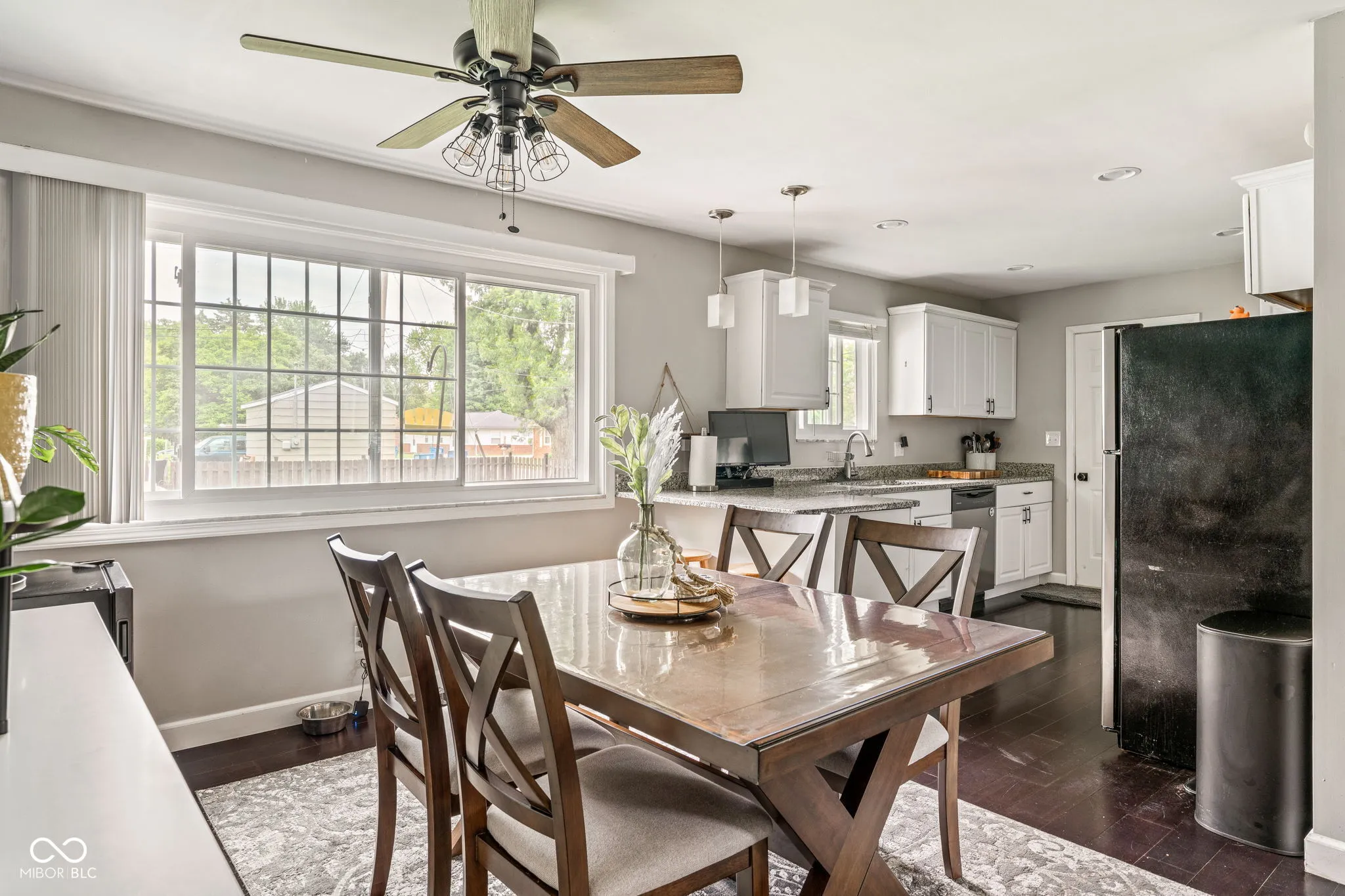 Carmel, Indiana 46280, United States, 3 Bedrooms Bedrooms, ,2 BathroomsBathrooms,Residential,Pending,140146