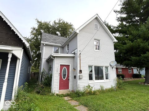 Photo of 112 Vine Street, Gas City, IN 46933 (MLS # 22126972)