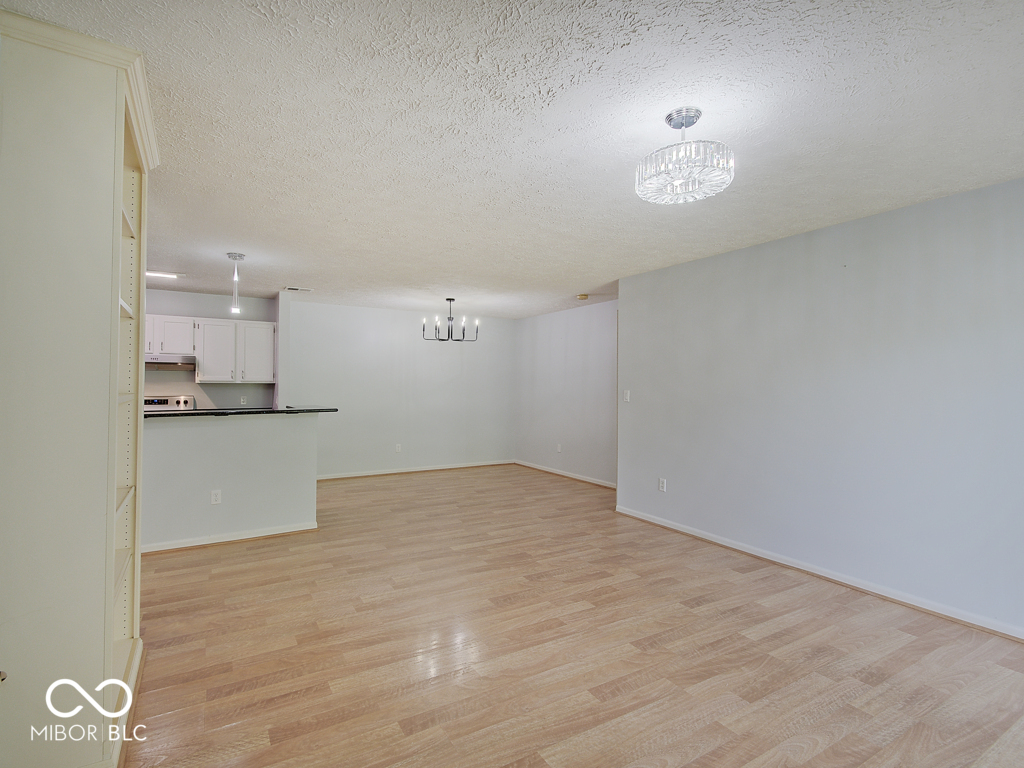1098 Timber Creek Drive 2
