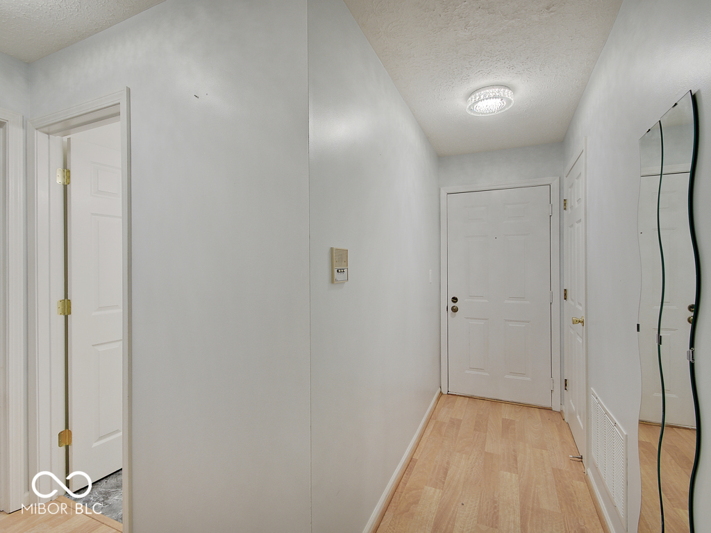 1098 Timber Creek Drive 2