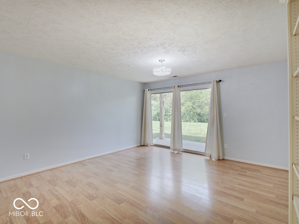 1098 Timber Creek Drive 2