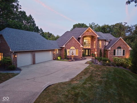 Photo of 12162 Pearl Bay Ridge, Indianapolis, IN 46236 (MLS # 22120789)
