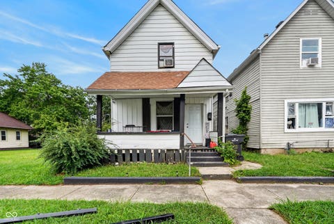 Photo of 2415 Cedar ST, Anderson, IN 46016 (MLS # 22119011)
