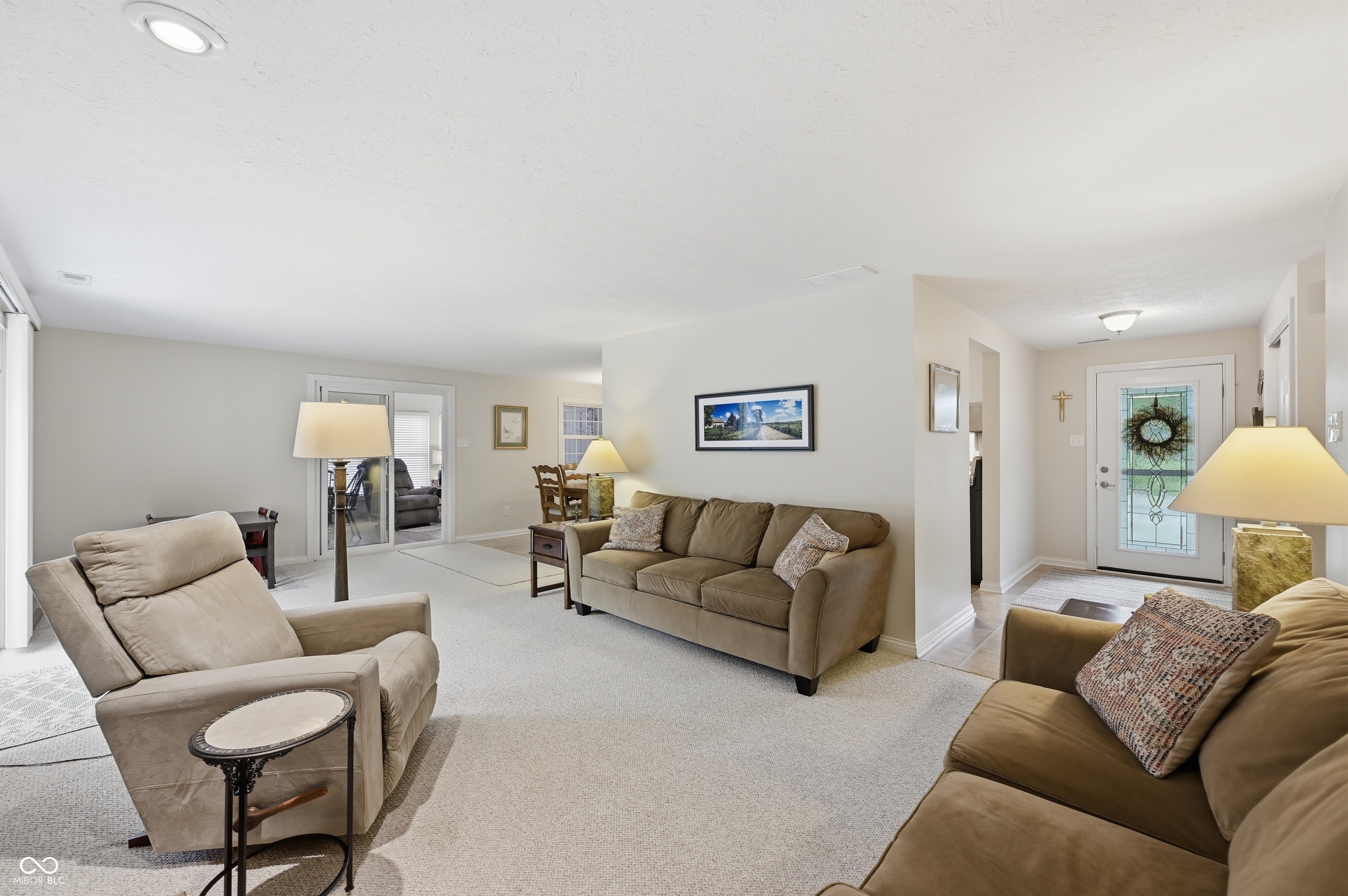 8005 Hilltop Lane