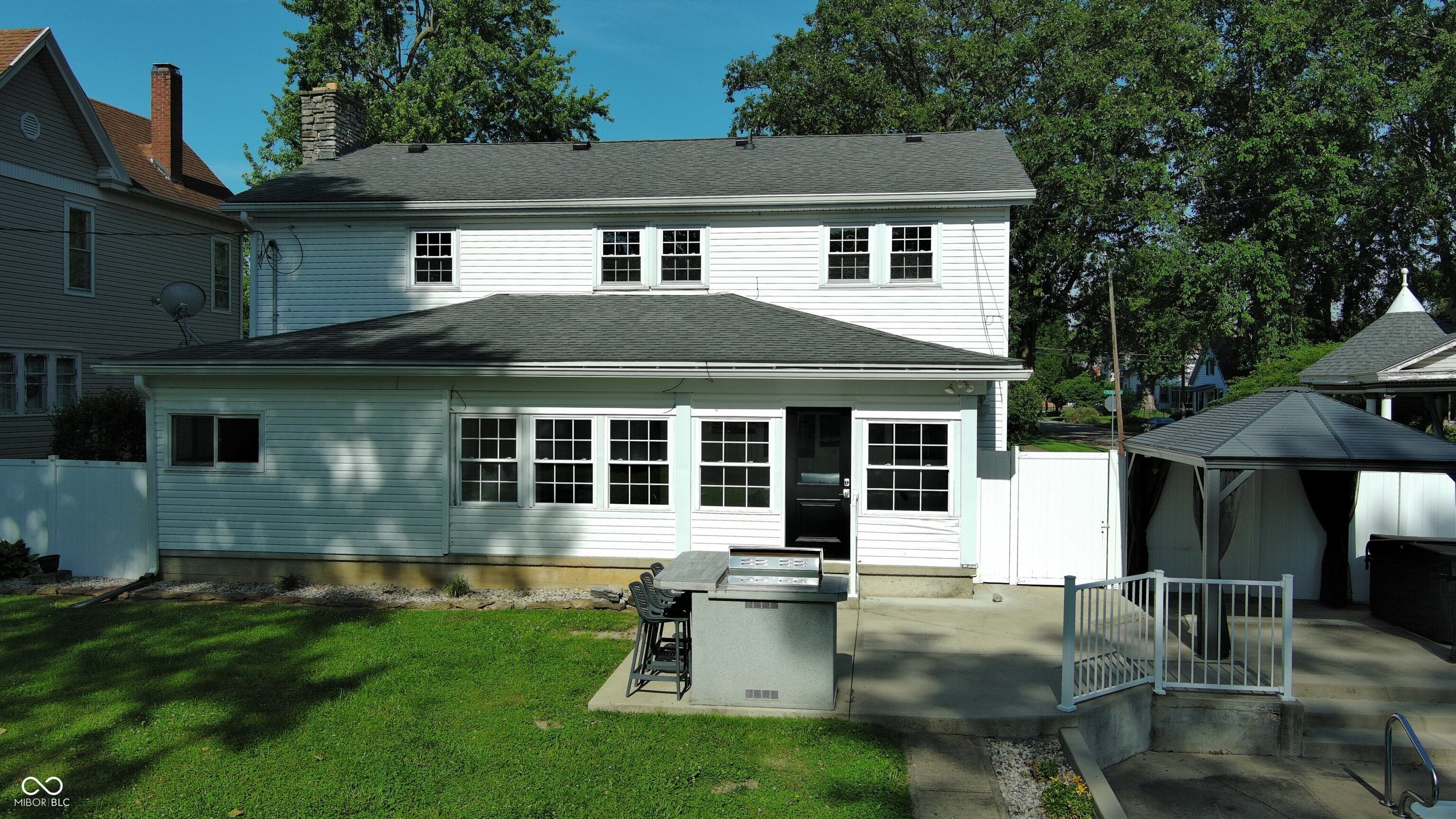 530 N Perkins Street