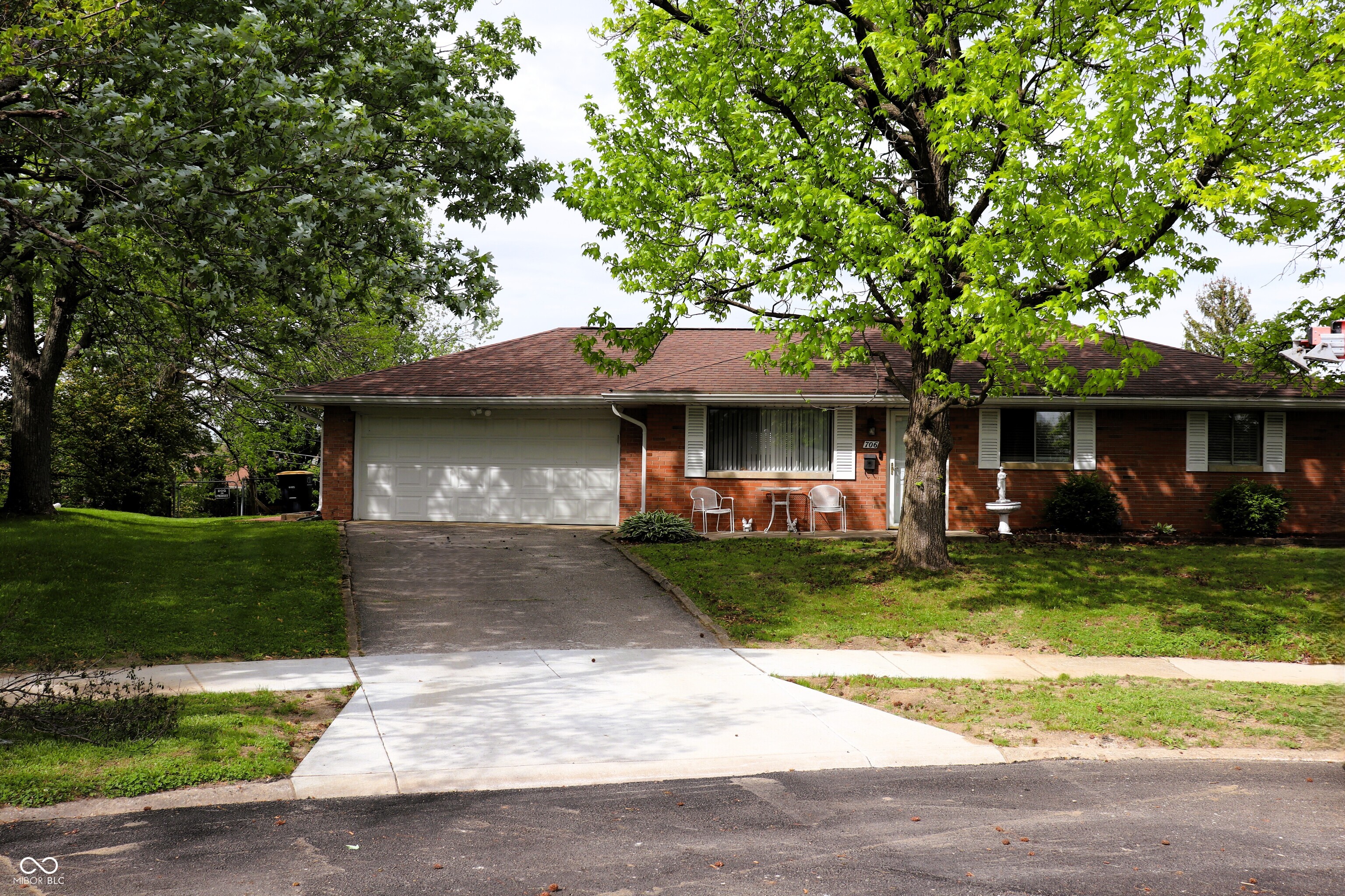 706 Bobs Court
