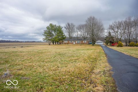 6053 N County Road 700 W Mulberry IN 46058